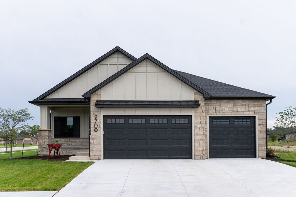 Lakewood Model 